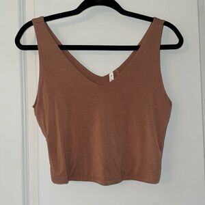 Mauve/ dusty clay cropped vneck